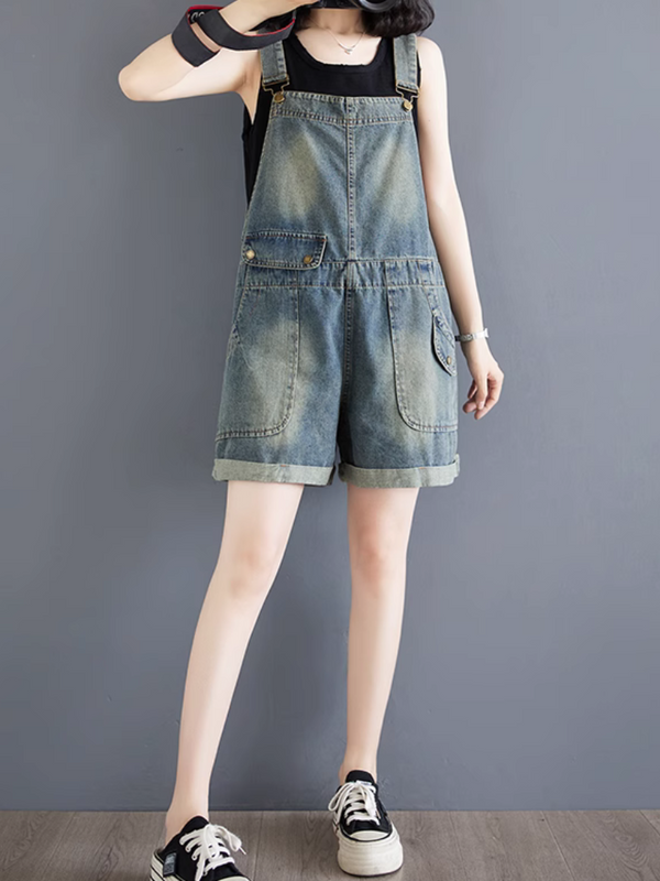 Los pantalones cortos de babero de moda y holgado de las mujeres dungaree en general
