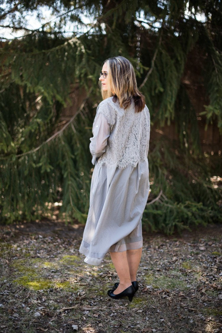 Outfit Inspiration - Eva Trends - Lace Body Kimono
