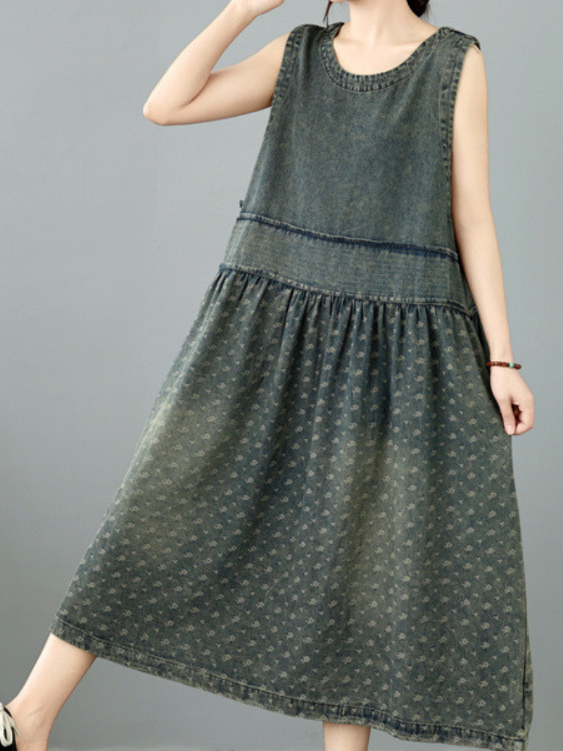 Weekend-Ready Swing Denim Dress — Effortless Fit, Soft and Flattering Everyday