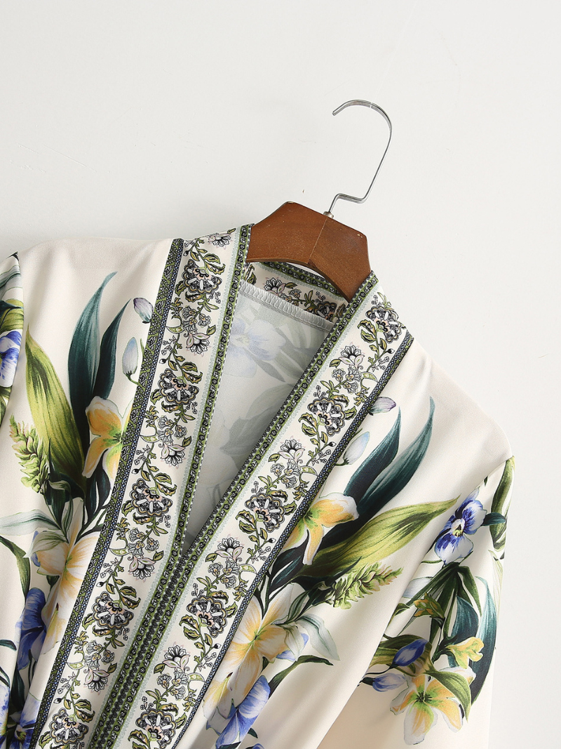 Robe de chemise de ceinture de taille à fleurs imprimées modernes pour femmes