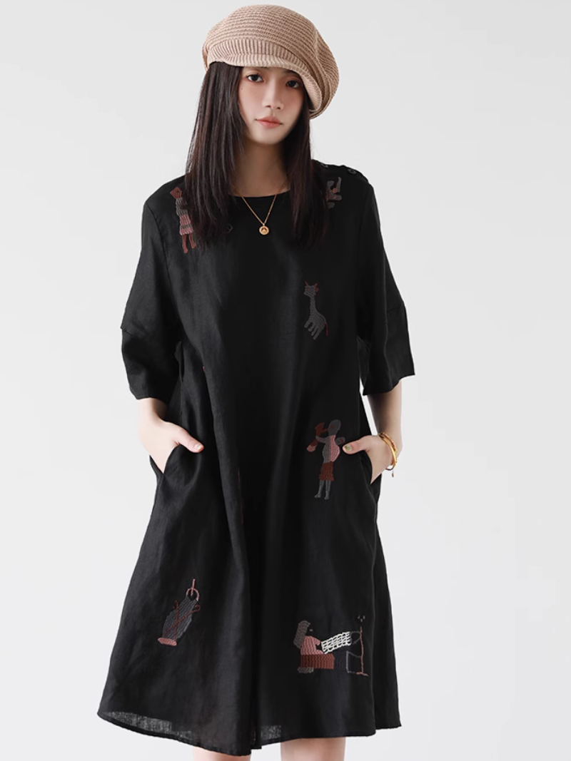 Unique Printed Black Middi  Dress