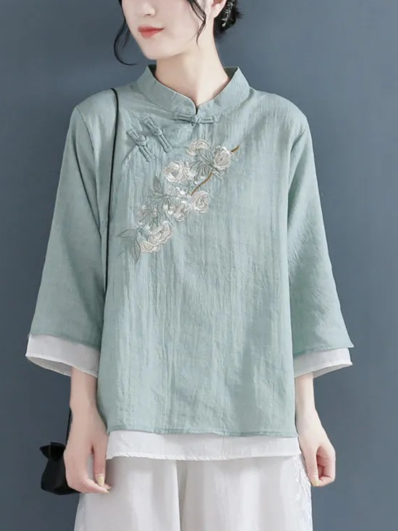 Women's  Green Seven-point sleeve
Shirt Collar 