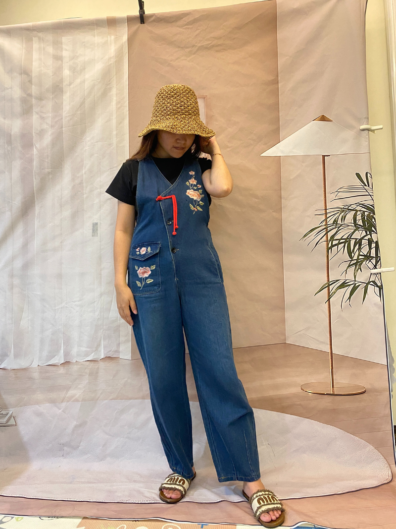 Salopettes à fleurs brodées élégantes pour femmes