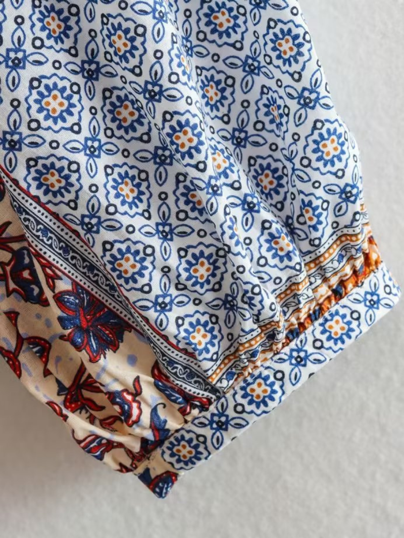 Robe de chemise ceinturée des fleurs de plante de plante d'occasion