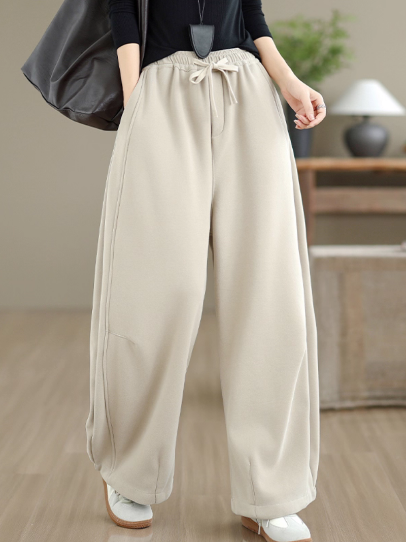 Elevated Wide-Leg Women’s Sweatpants, Fleece Warmth with High-Rise Ease Everyday Style