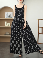 Salopette à la tendance à la tendance à la mode des femmes