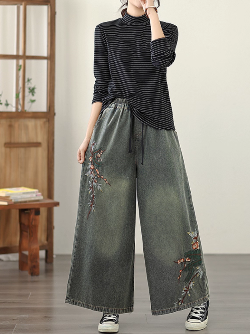 Summer et printemps et printemps rétro et ethnique élégant en fond imprimé