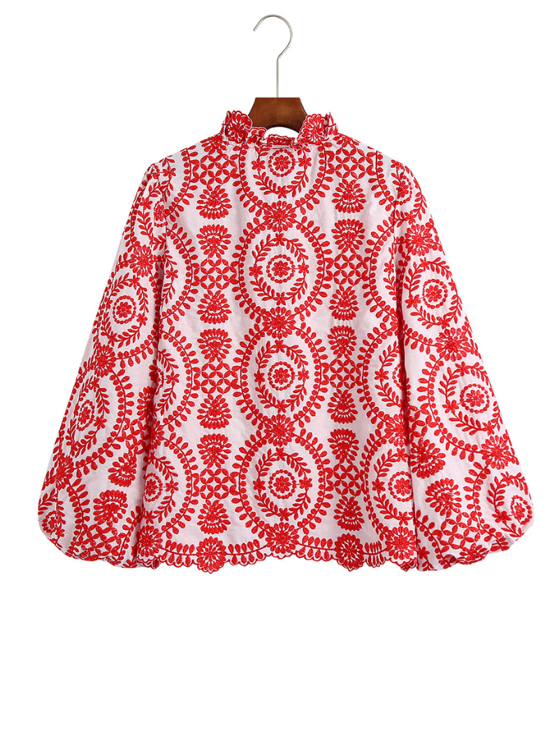 Modèles géométriques brodés confortables aux femmes