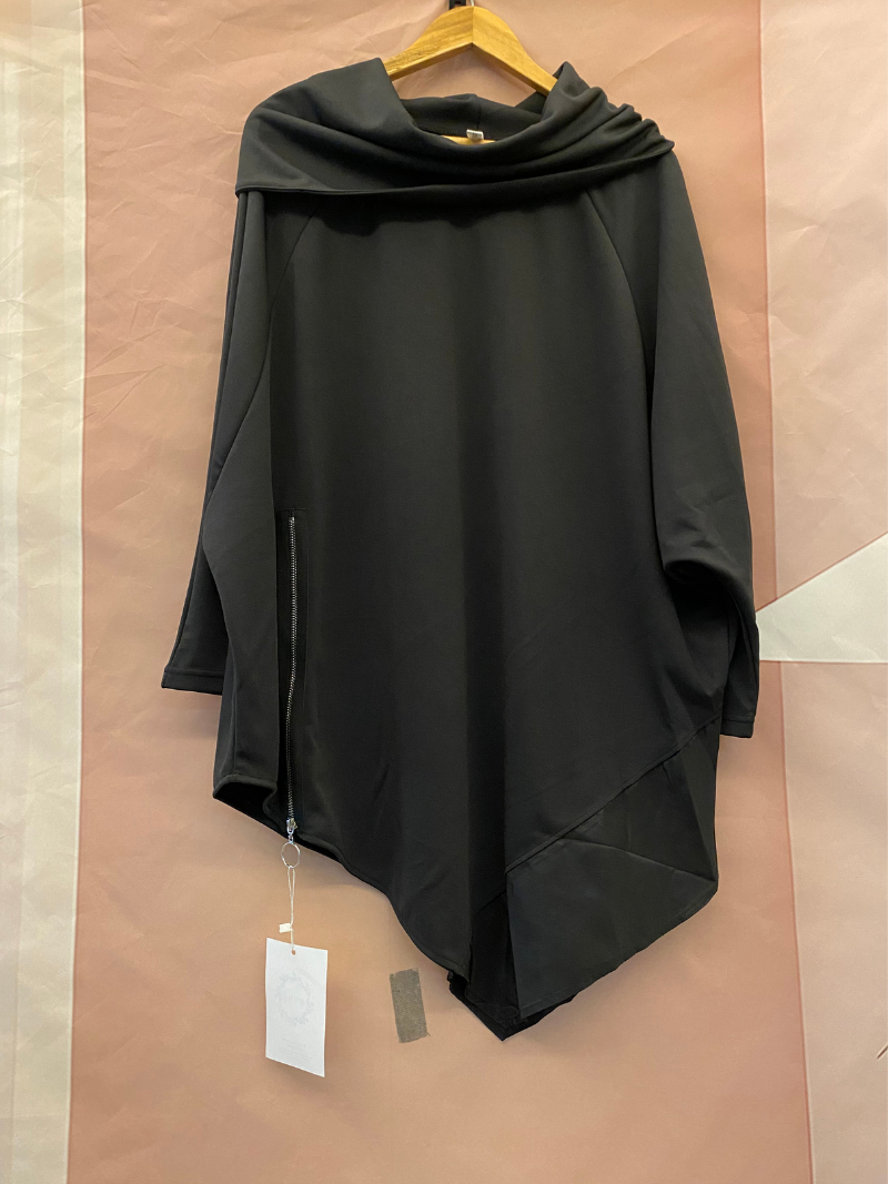 Top à capuche moderne de la Cape de la longueur des femmes