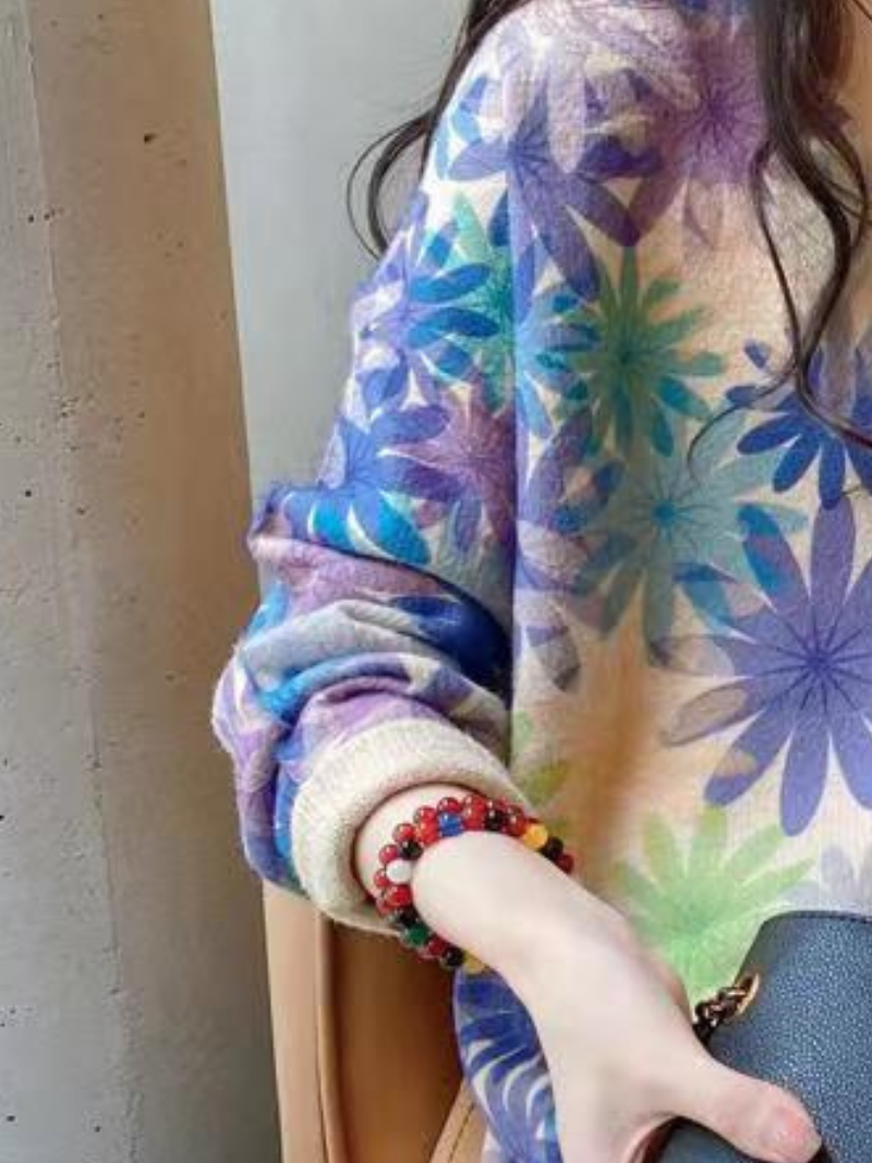 Women's Modern Cardigan