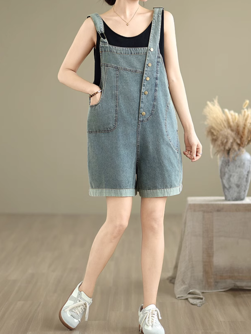 Women's fashionable Straps Baggy Style Short Bib's Dungaree