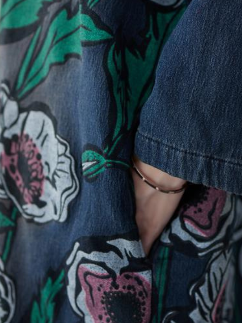 Women's Pocket Cardigan