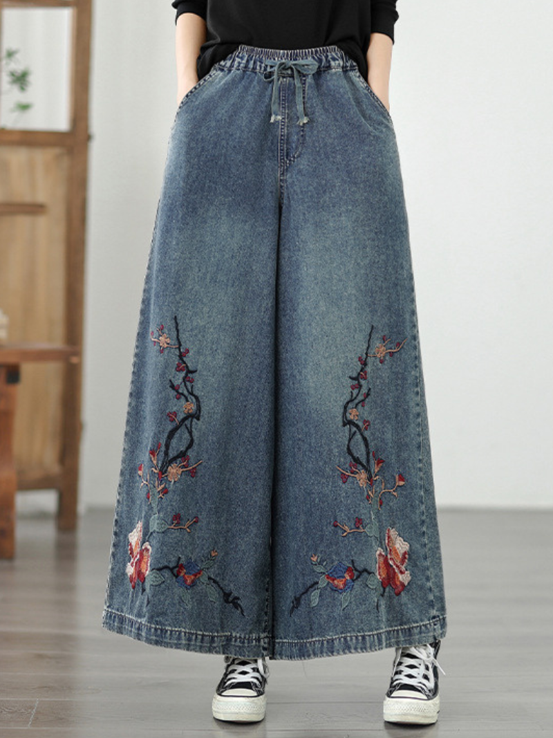 Women's Stylish and Comfortable Embroidery Loose Bottom
