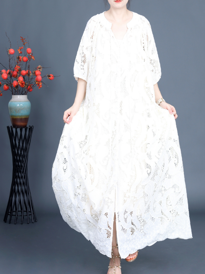 Les femmes portent à chaque occasion des fleurs de broderie robe A-line