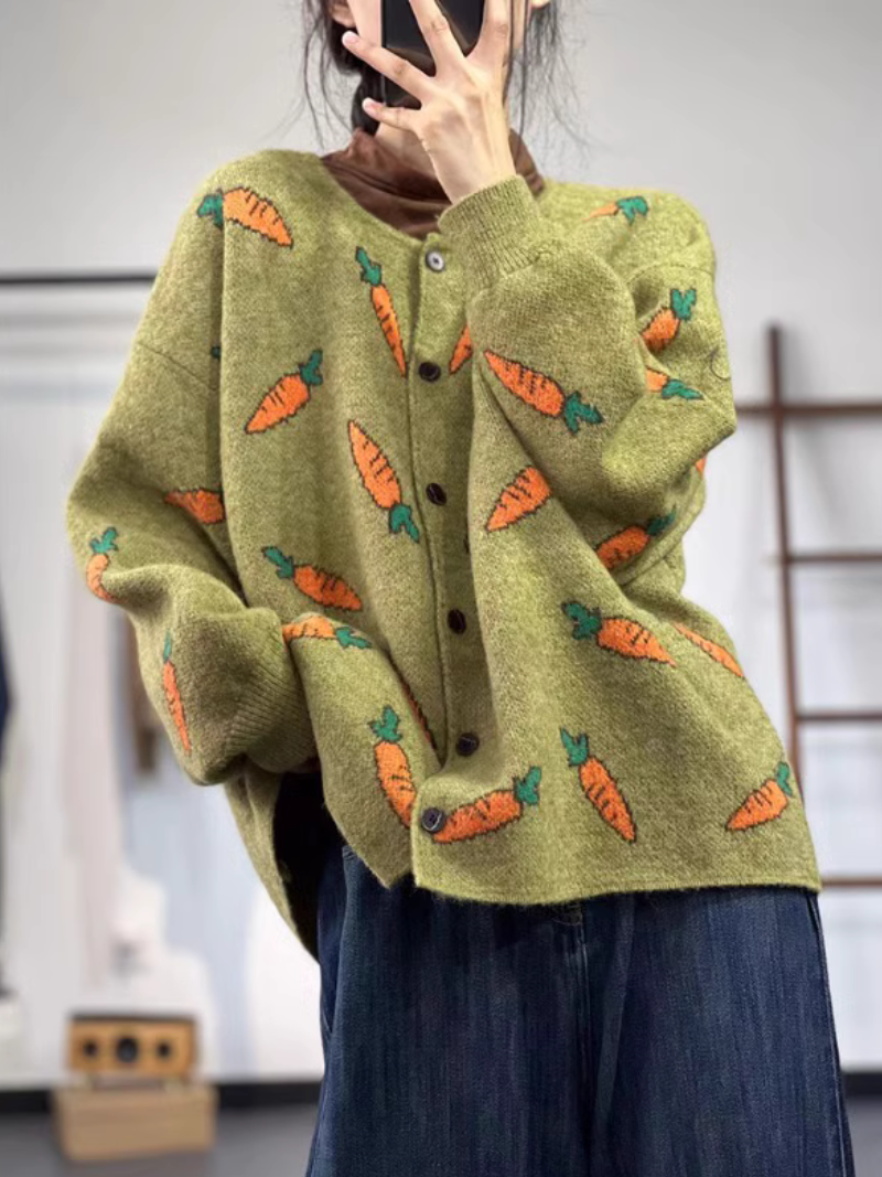 Women's Stylish Cardigan.