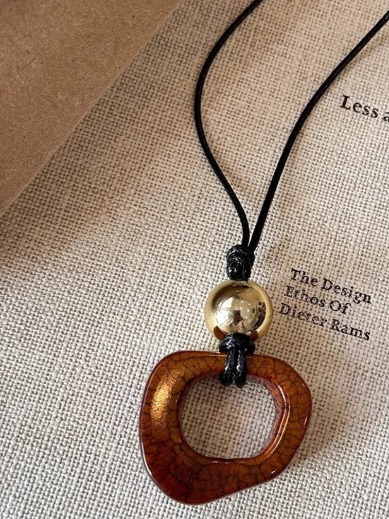 Women's Coffe  Chain