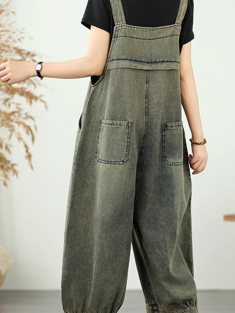 Pantalon lâche d'été pour femmes avec poches de fleurs dans l'ensemble dungaree