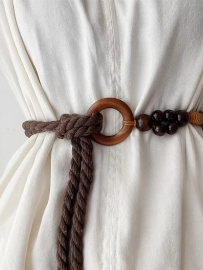 Summer de mujeres con cinturón de cintura elegante y elegante
