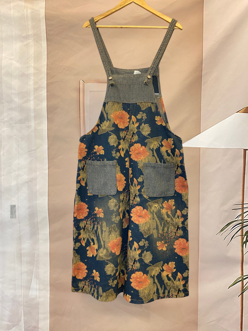 Gardez les belles salopettes en jean de vos femmes de rêve