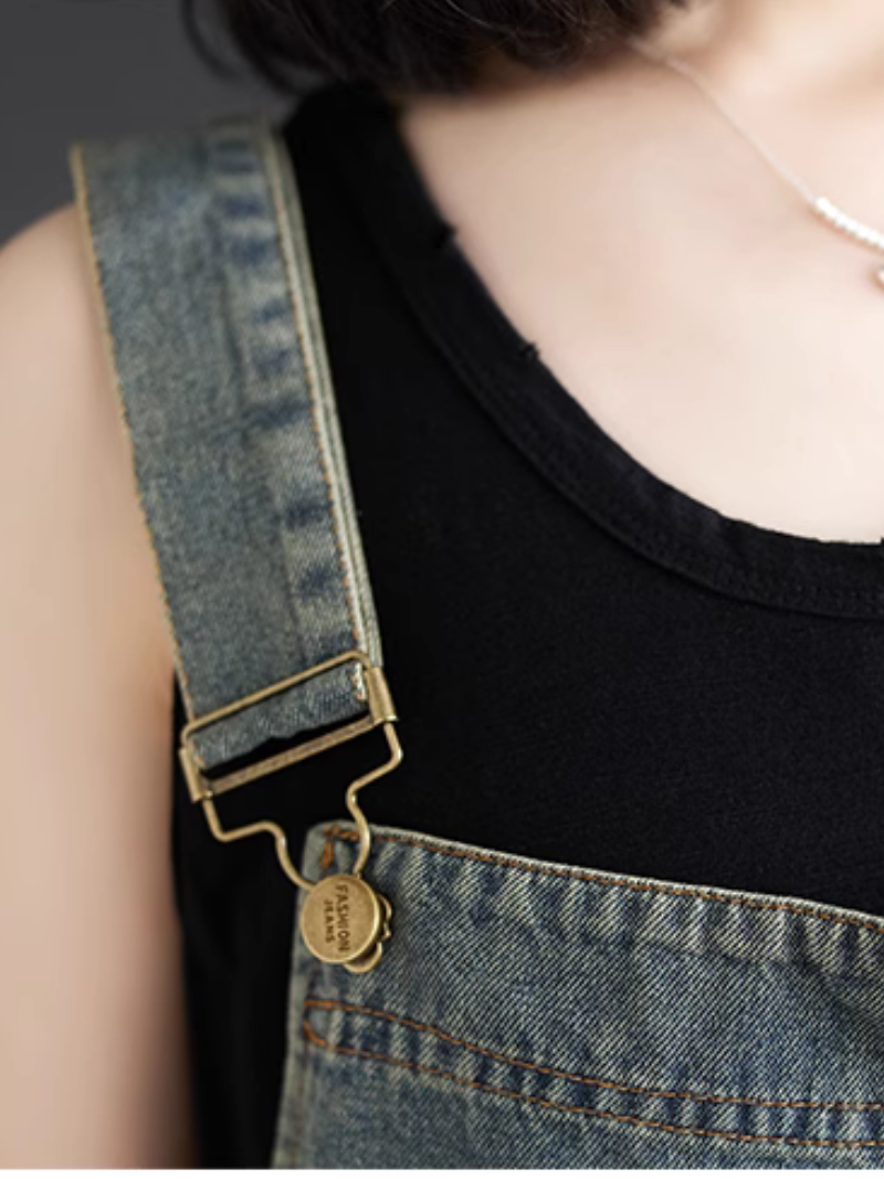 Shorts de Bib de Denim Bib à la mode et aux femmes Dungaree dans l'ensemble