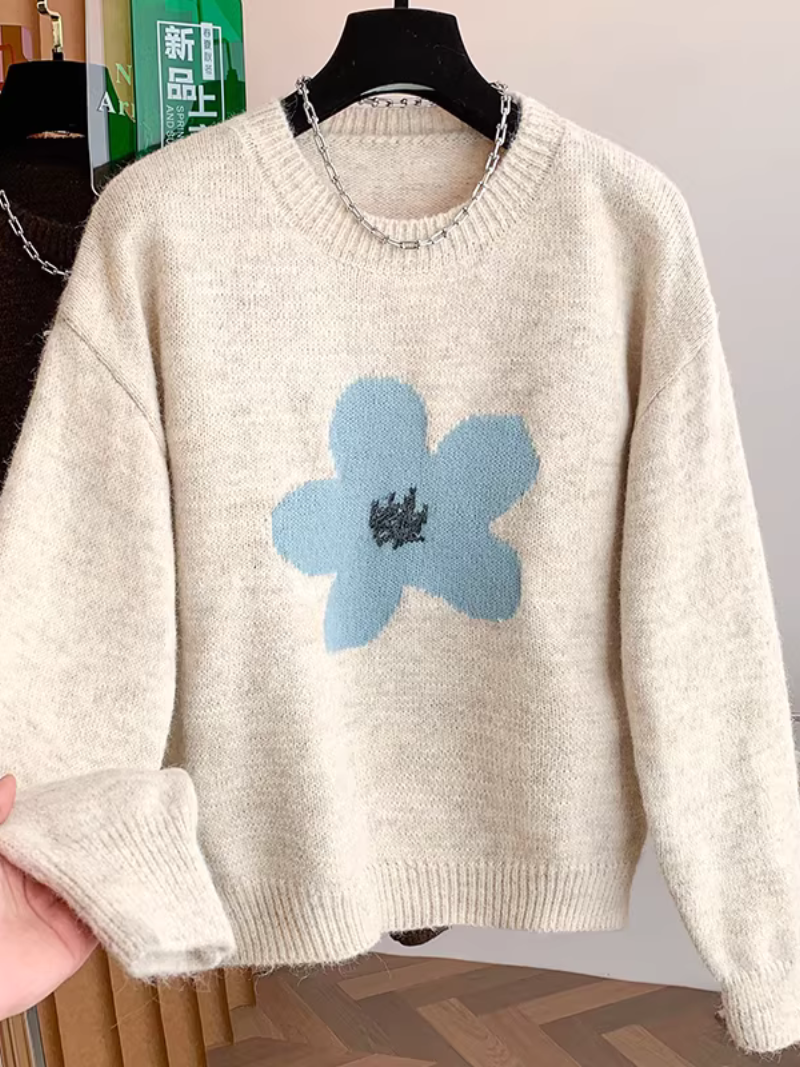 Chic Floral Intarsia Knit Sweater in Plush Acrylic Blend Comfort