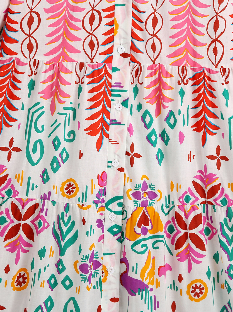 Robe à la mode à manches longues à manches longues à la mode aux femmes