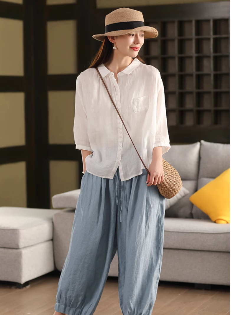 Style artistique des femmes et fond de couleur unie cool