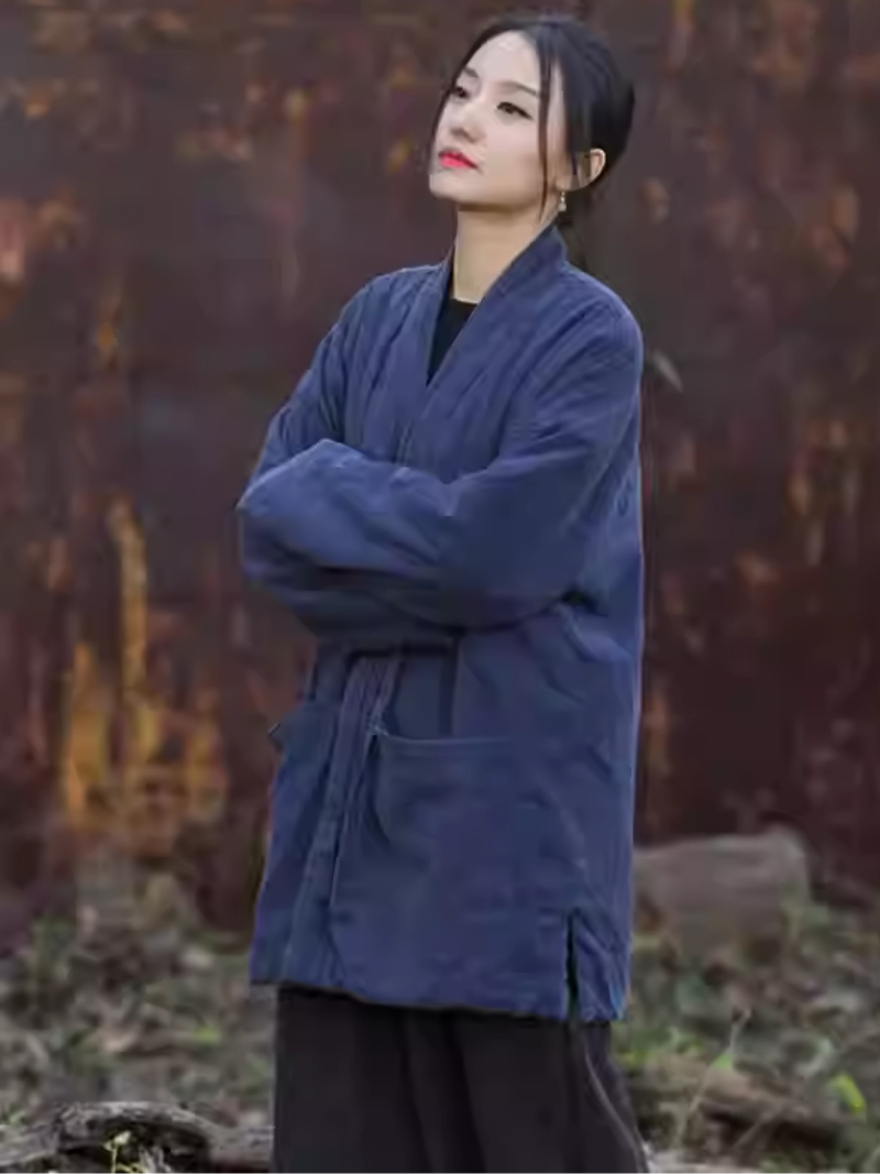 Chic Linen Jacket Wrap Style with Patch Pockets and Soft Belt