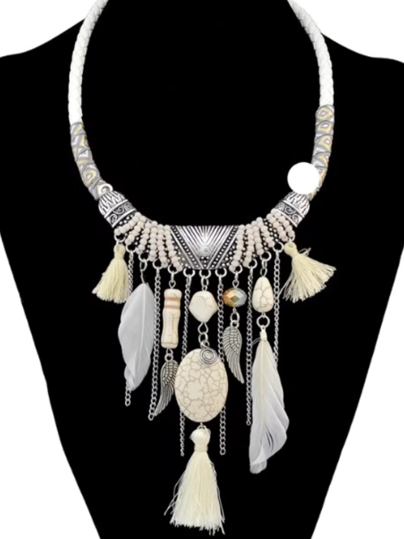 Collier à usage de la lueur minimaliste des femmes