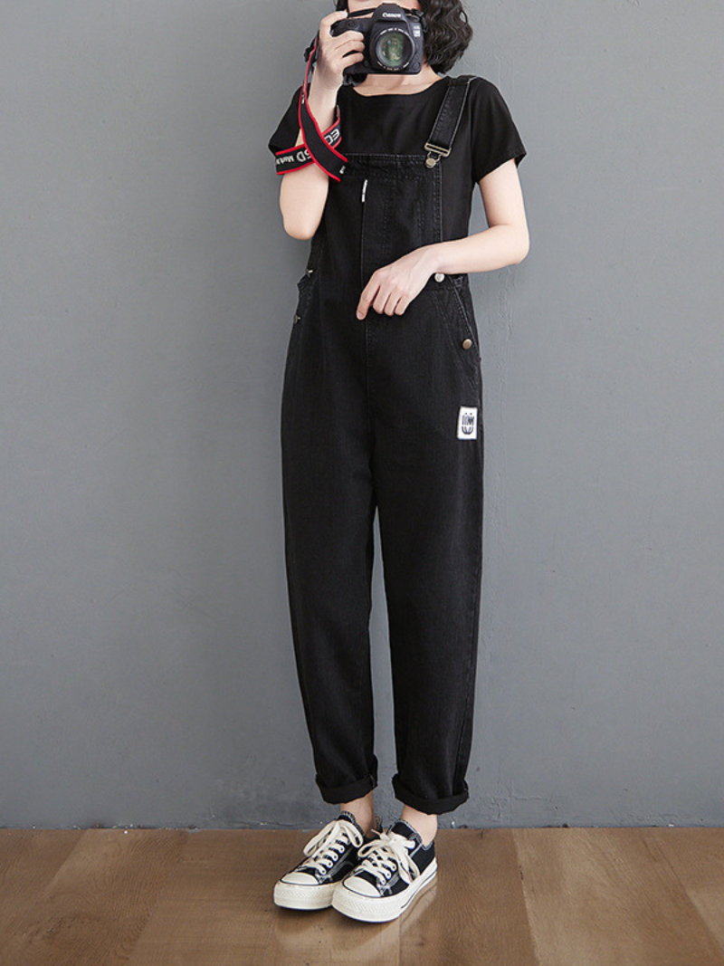  Women relaxed yet trendy fit. Featuring functional pockets,