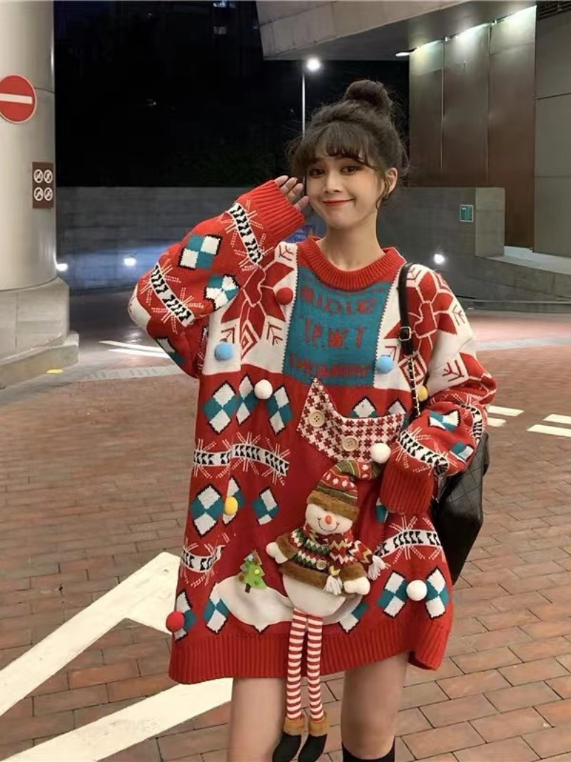  Women's Stylish Sweater 