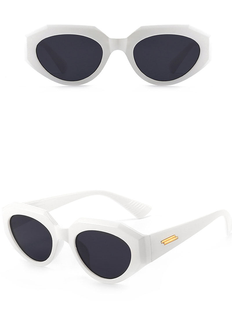 Plein de lunettes de soleil d'amour