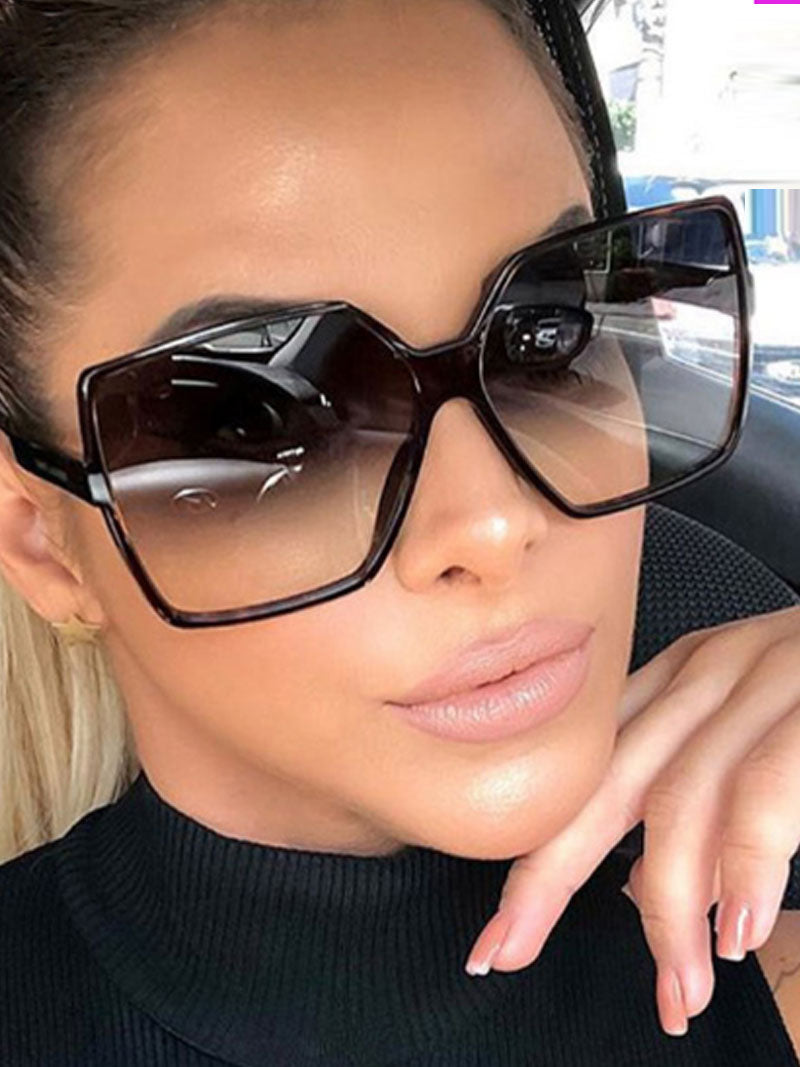 Lunettes de soleil de livre de sagesse