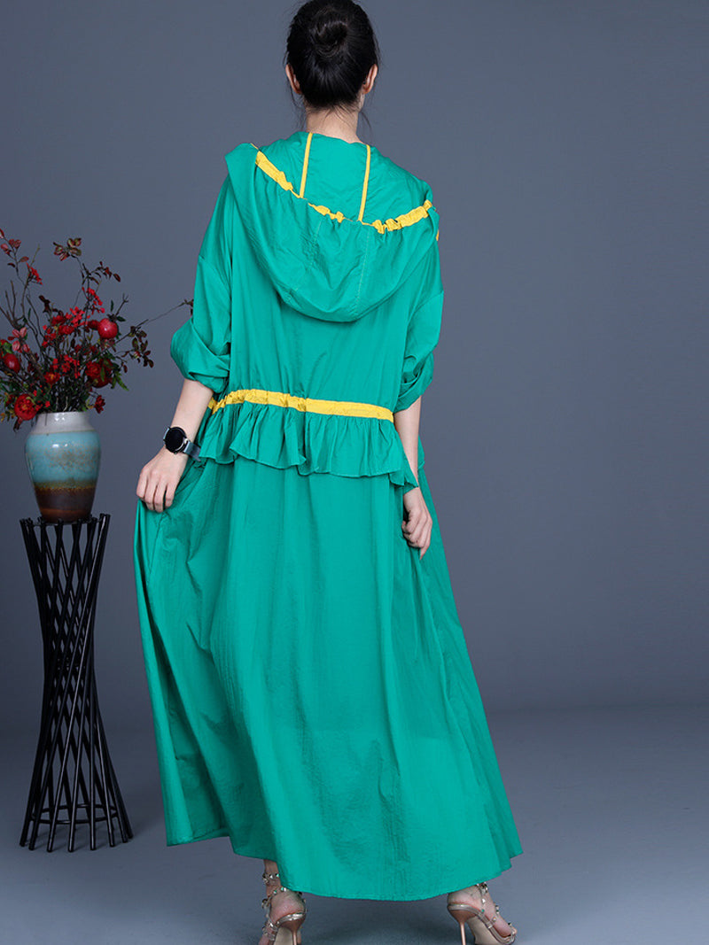 Durou o vestido com tanta capuz