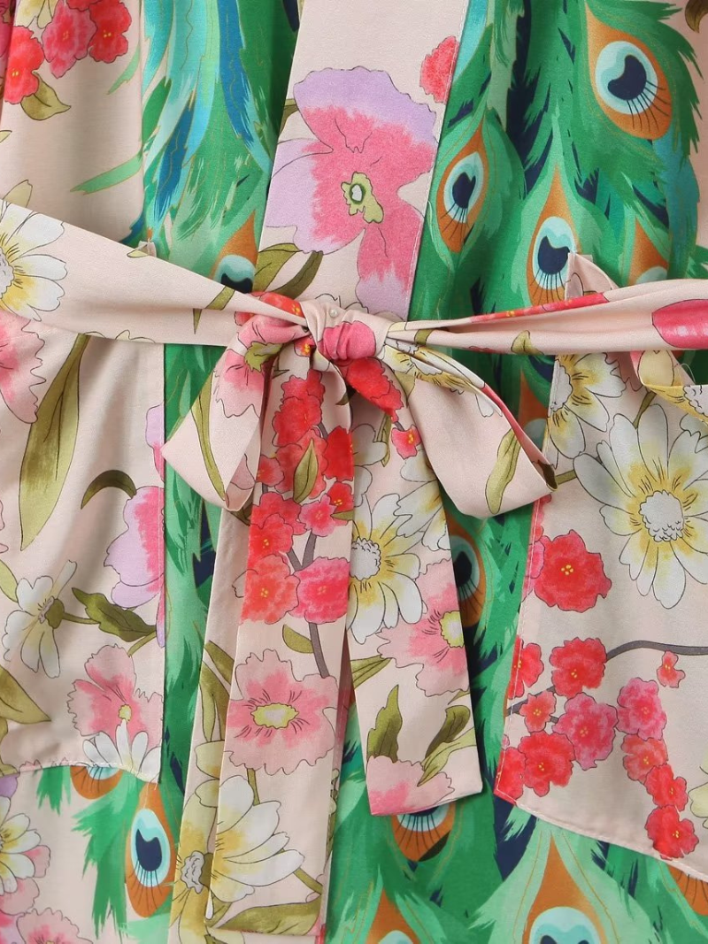 Women's Beautiful Peacock kimono jacket