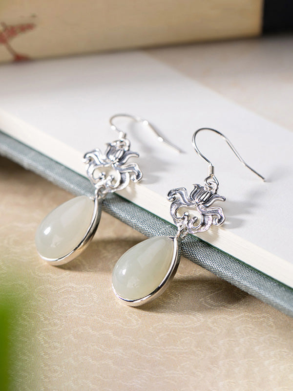 Les boucles d'oreilles tactile finissantes