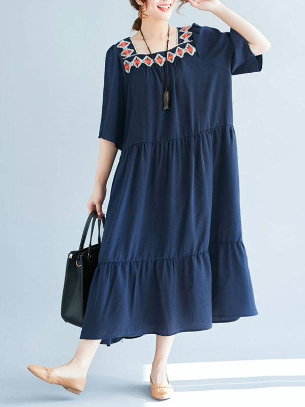 Cornelia Vintage Broidered Founcy A-Line Robe