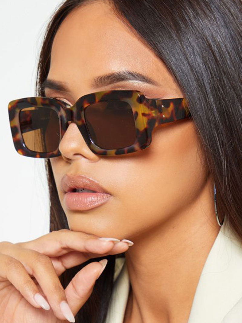 Moment de lunettes de soleil confort