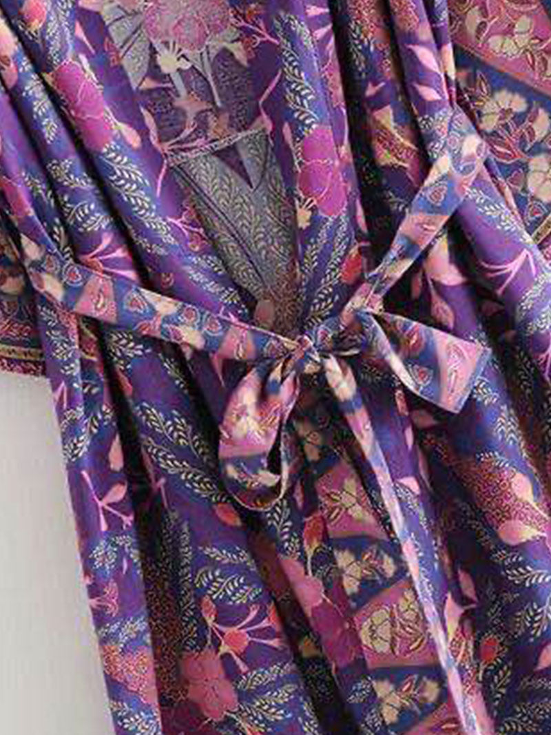 Vêtements de plage et de fêtard imprimé floral couleur violette coton robe de longueur longue longueur kimono robe