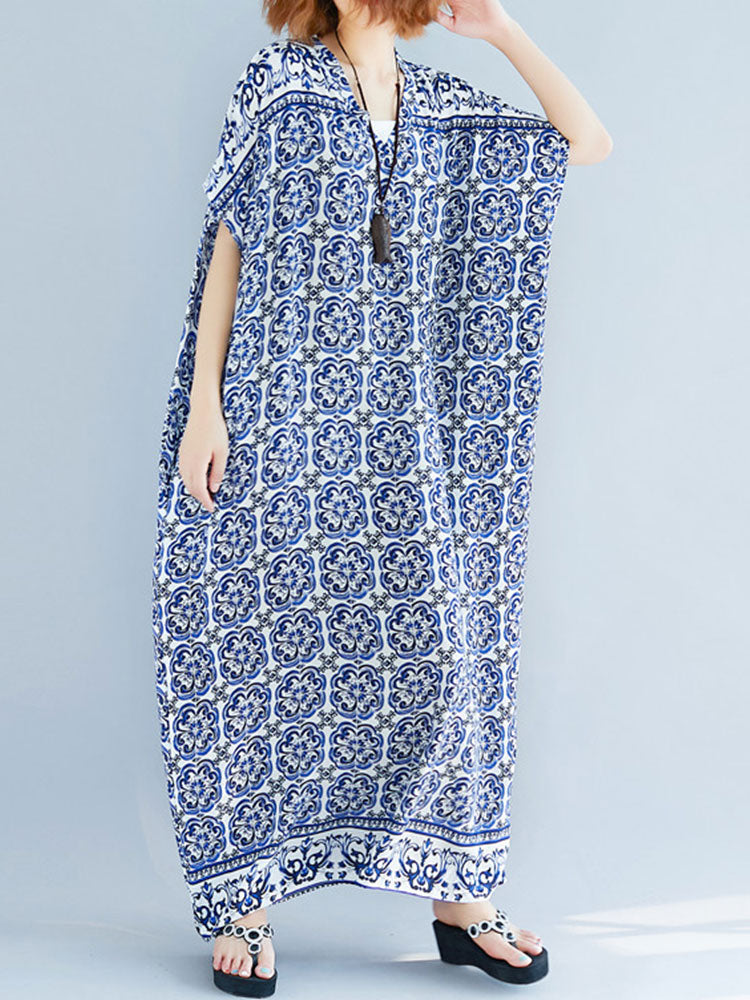 A pris une robe de kaftan promenade