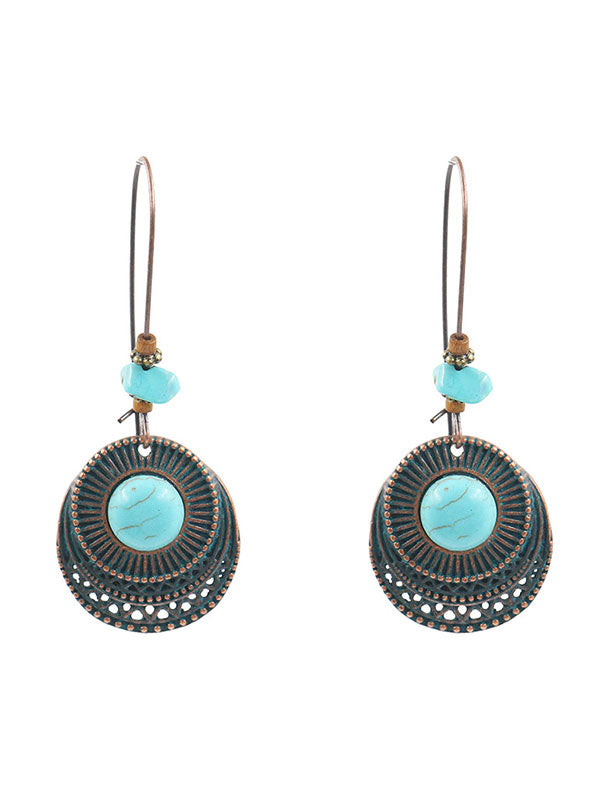 Ensemble, nous brillons des boucles d'oreilles