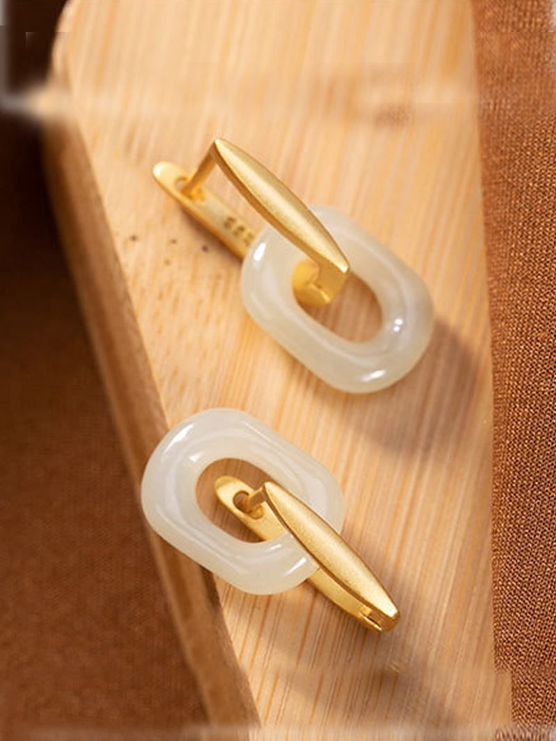 Besoin de vos boucles d'oreilles Jade Love