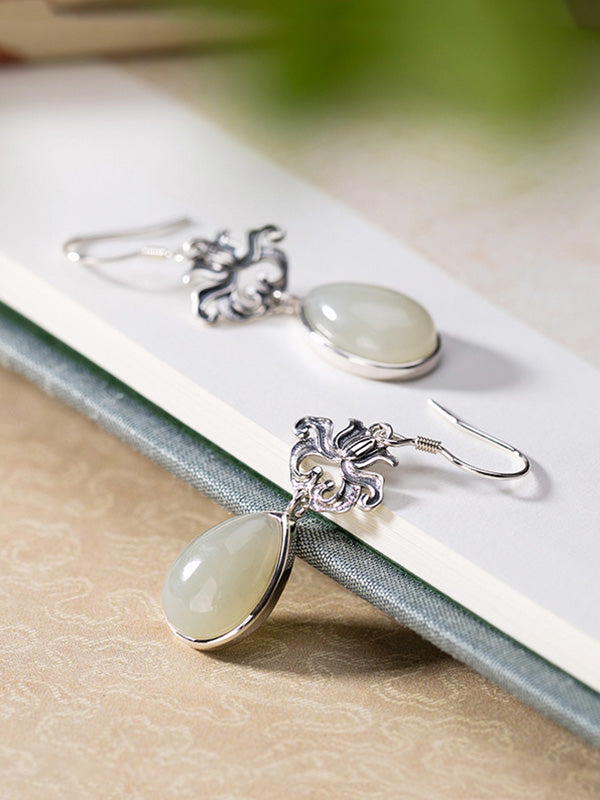 Les boucles d'oreilles tactile finissantes