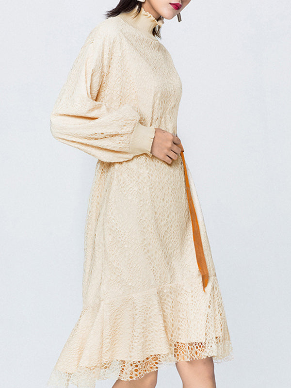 Robe en dentelle midih