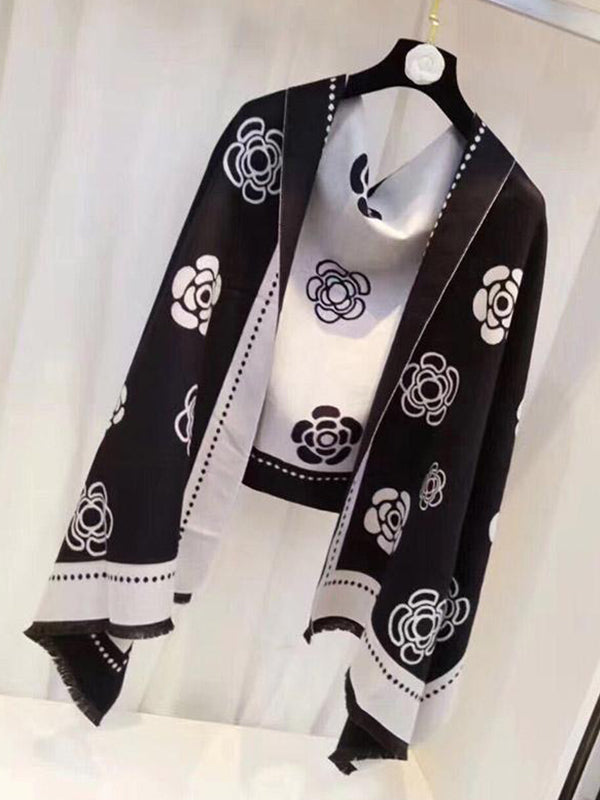 Écharpe en laine florale