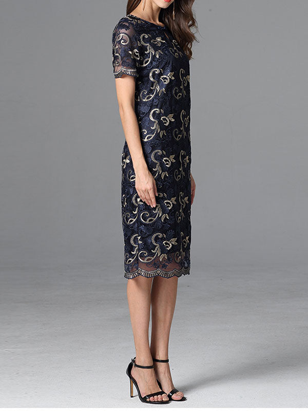 Robe midi en dentelle au crochet