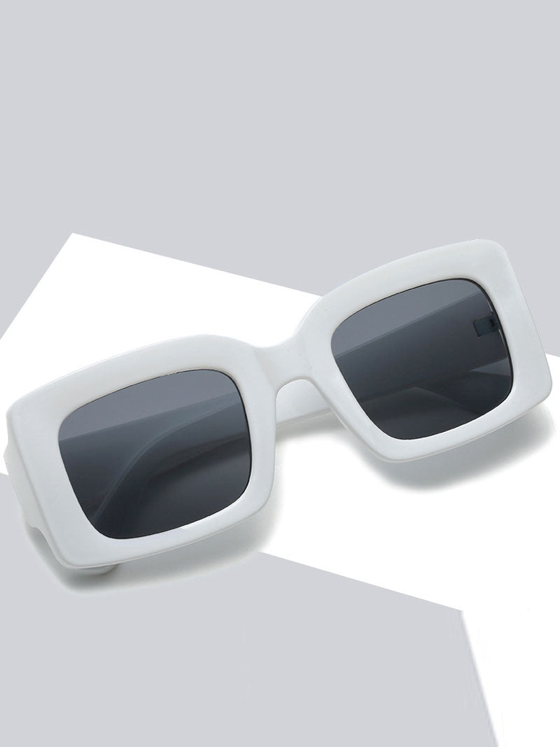 Moment de lunettes de soleil confort