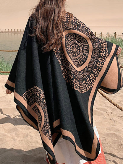 كارديجان أسود بطبعة عرقية