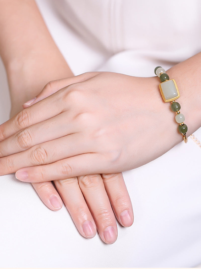 Bracelet de jade de plus de nuit
