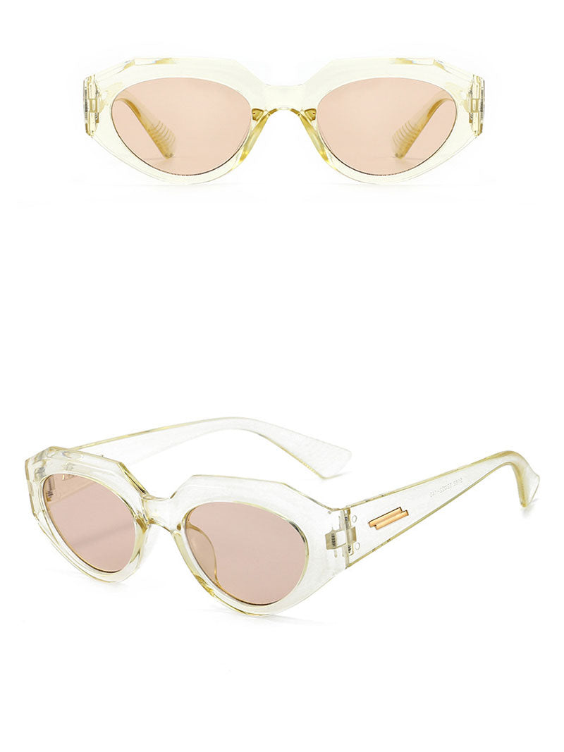 Plein de lunettes de soleil d'amour